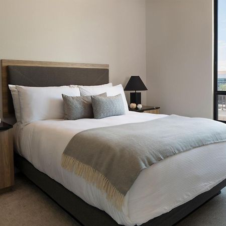 Sentral Old Town Aparthotel Scottsdale Room photo